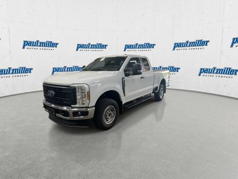 Certified 2024 Ford F250 XL w/ XL Chrome Package AWD/4WD image 5