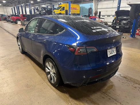 Used 2023 Tesla Model Y Long Range AWD/4WD image 6