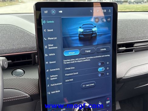 Certified 2025 Ford Mustang Mach-E Premium image 6