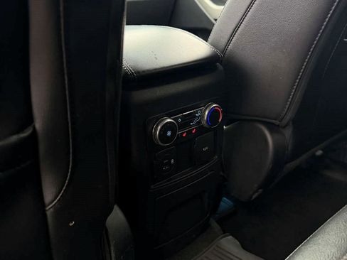 Used 2022 Ford Explorer Limited RWD image 21