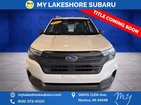 Certified 2025 Subaru Forester Base image 4