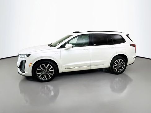 Used 2021 Cadillac XT6 Sport image 4