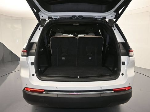Used 2023 Jeep Grand Cherokee L Limited RWD image 27