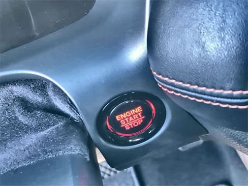 Certified 2025 Honda HR-V Sport image 28