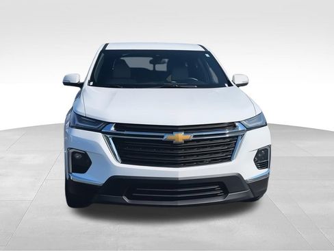 Used 2023 Chevrolet Traverse LS w/ Safety Package FWD image 4