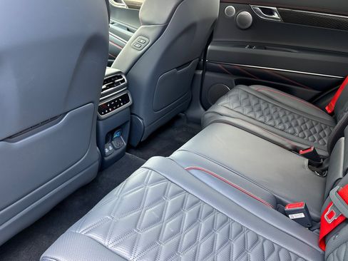 New 2026 Genesis GV80 3.5T e-SC image 12