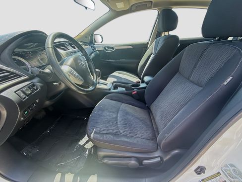 Used 2015 Nissan Sentra SV w/ Style Package FWD image 18