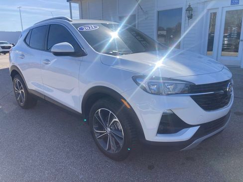 Certified 2021 Buick Encore GX Select image 3