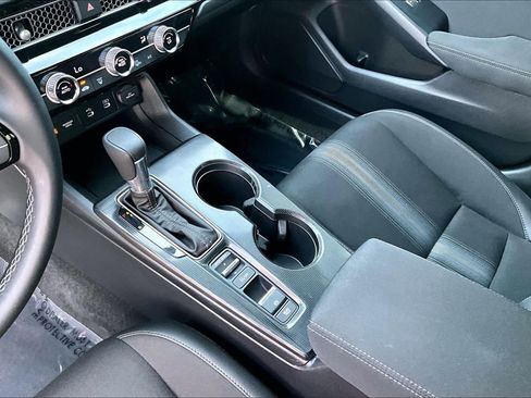 Used 2025 Honda Civic Sport image 16