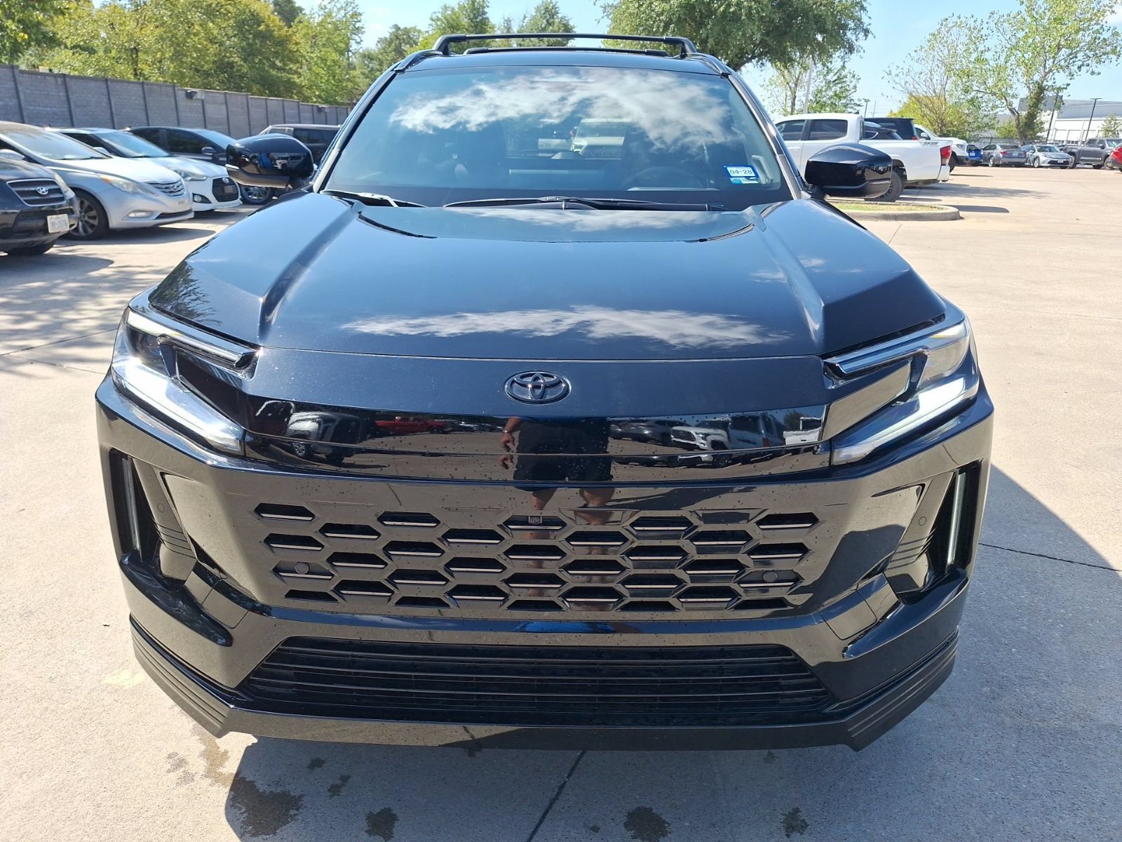 Used 2026 Toyota RAV4 XSE w/ Panoramic Sun Roof Package AWD/4WD image 9