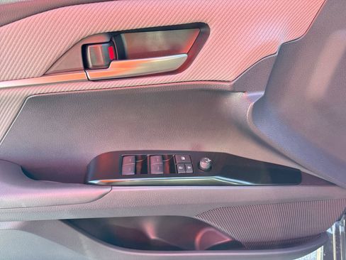 Used 2026 Toyota Camry SE image 15