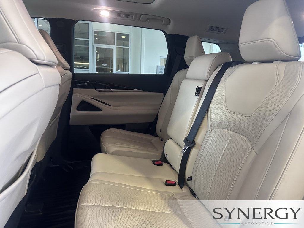 Certified 2023 INFINITI QX60 Pure FWD image 31