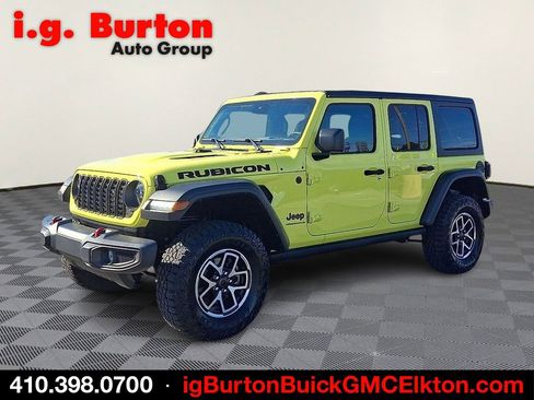 Used 2024 Jeep Wrangler Unlimited Rubicon AWD/4WD image 3
