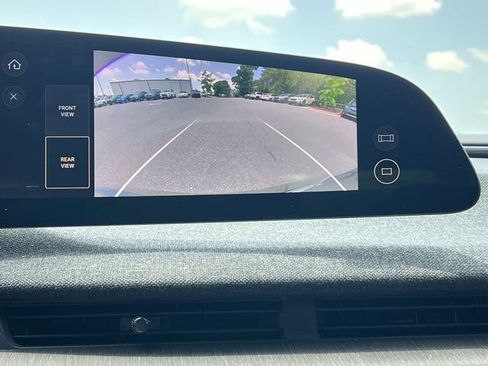Used 2024 Lucid Air Touring AWD/4WD image 18