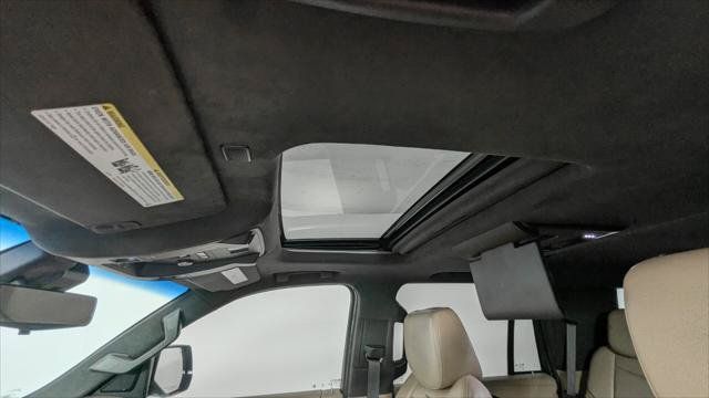 Used 2019 Cadillac Escalade Platinum AWD/4WD image 16