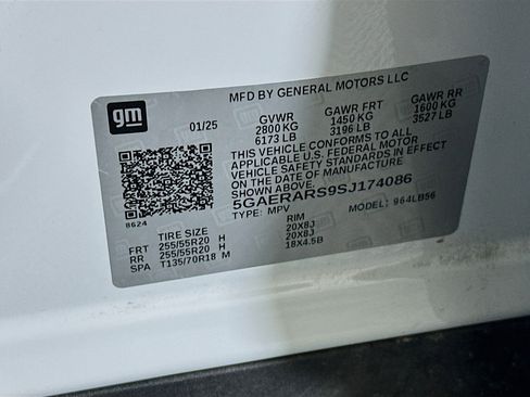 Used 2025 Buick Enclave Preferred image 12