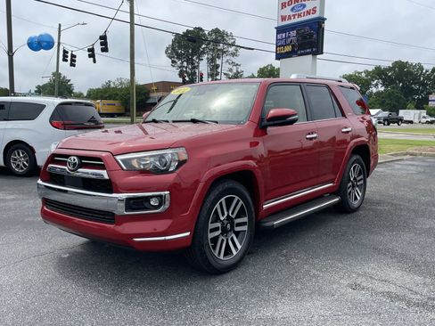 Used 2021 Toyota 4Runner Limited RWD image 9