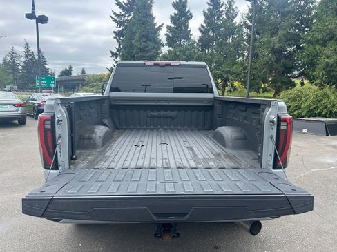 Used 2024 GMC Sierra 2500 AT4 w/ AT4 Premium Plus Package AWD/4WD image 23