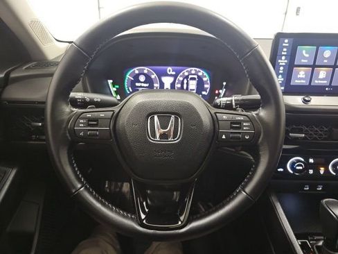 Used 2024 Honda Accord EX-L image 17