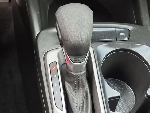 Used 2025 Chevrolet Trax LS FWD image 26