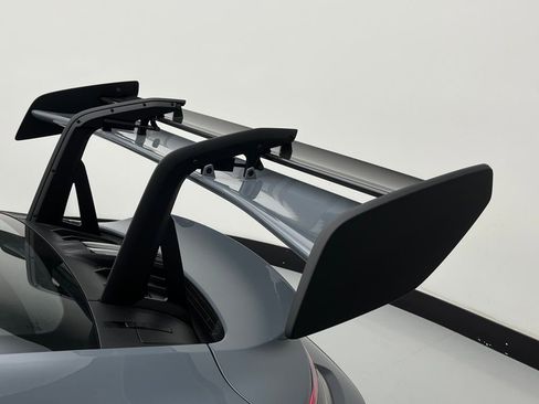 Used 2025 Porsche 911 GT3 RS image 42