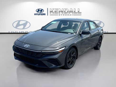New 2026 Hyundai Elantra Sport FWD image 3