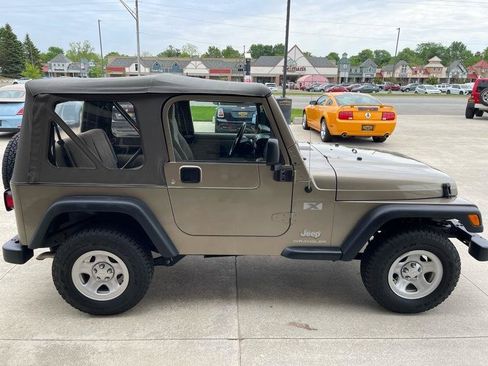 Used 2004 Jeep Wrangler X w/ Full Face Tire & Wheel Group AWD/4WD image 11