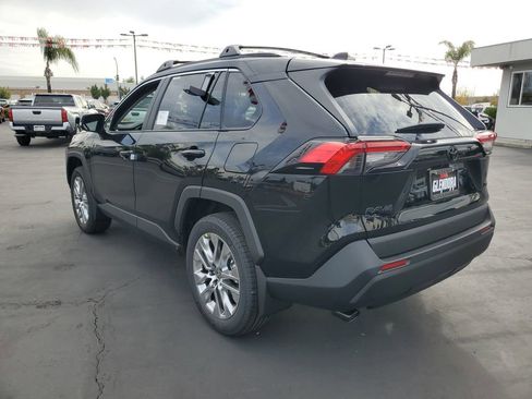 New 2025 Toyota RAV4 XLE Premium image 5