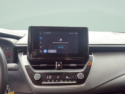 Used 2024 Toyota Corolla LE FWD image 14