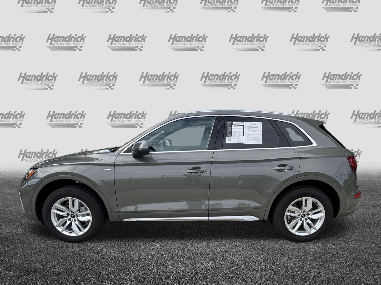 Certified 2023 Audi Q5 2.0T Premium w/ Convenience Package AWD/4WD image 7