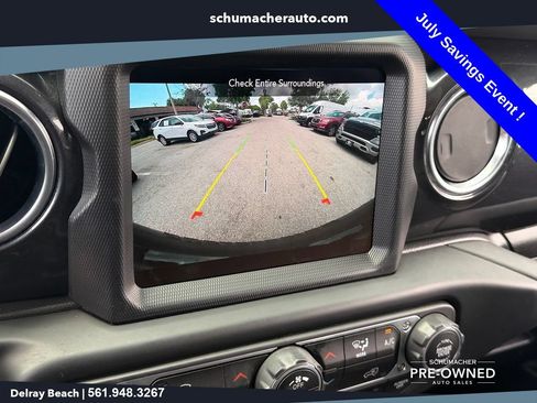 Used 2023 Jeep Wrangler Unlimited Sahara AWD/4WD image 21