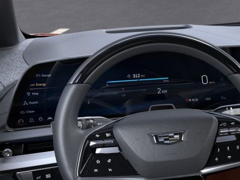 New 2026 Cadillac Optiq Luxury 2 w/ LPO, Floor Liner Package AWD/4WD image 18