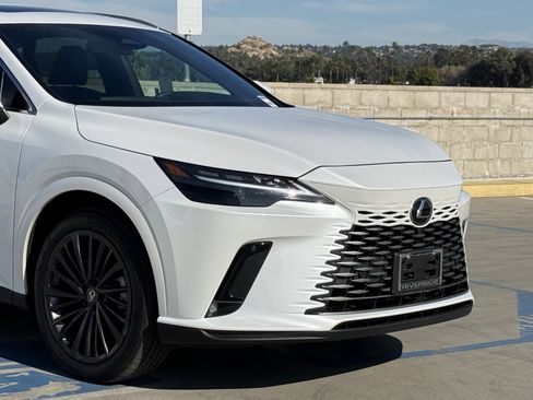 Certified 2025 Lexus RX 350 Premium w/ Convenience Package image 3