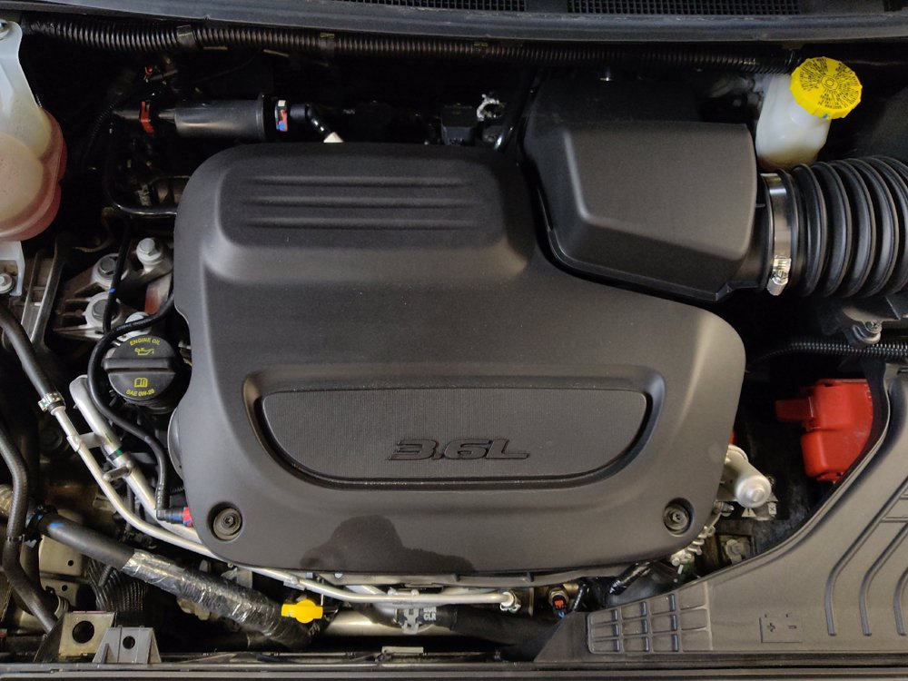 Used 2025 Chrysler Pacifica Select FWD image 30
