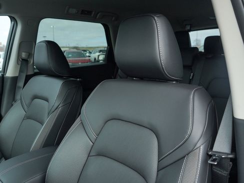 New 2026 Nissan Pathfinder SL image 20