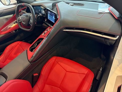 Used 2024 Chevrolet Corvette Stingray Preferred Cpe w/ Z51 Performance Package RWD image 26