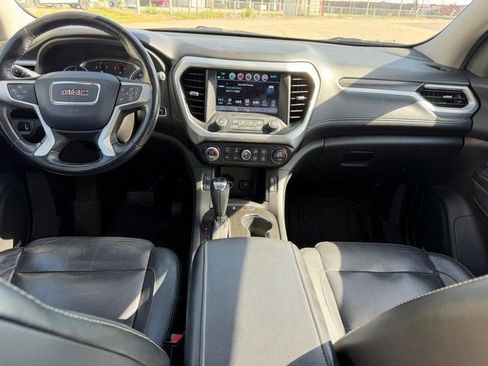 Used 2019 GMC Acadia SLT w/ LPO, Floor Liner Package FWD image 12