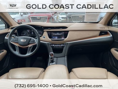Used 2018 Cadillac XT5 Platinum w/ Driver Assist Package image 10