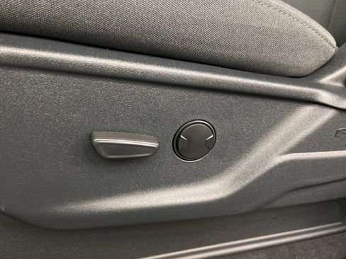 New 2025 Ford F250 XLT w/ Black Appearance Package image 28