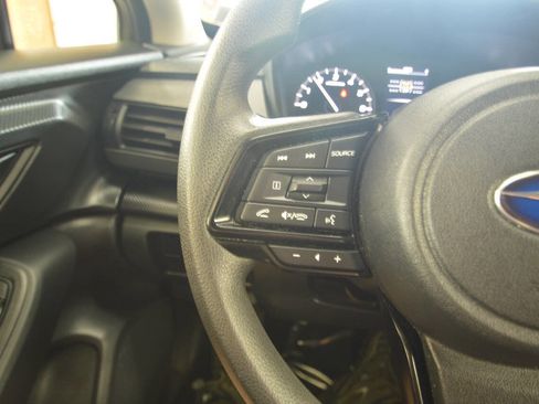 Used 2024 Subaru Crosstrek 2.0i image 28