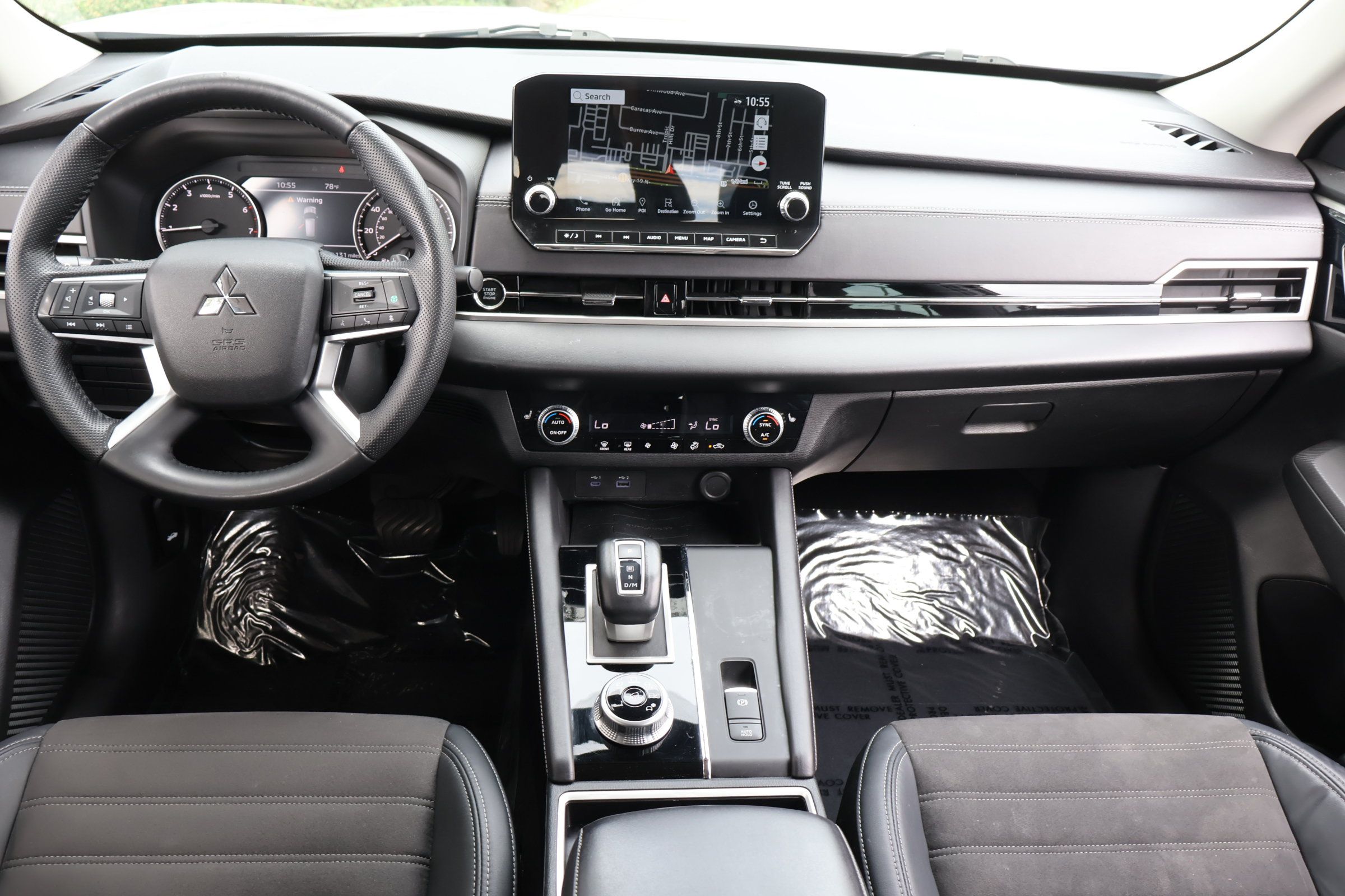 Used 2023 Mitsubishi Outlander SE FWD image 17