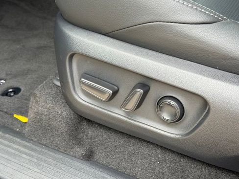 New 2026 Toyota 4Runner Limited AWD/4WD image 20