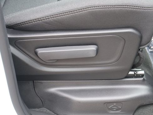 Used 2023 RAM 1500 Big Horn AWD/4WD image 10