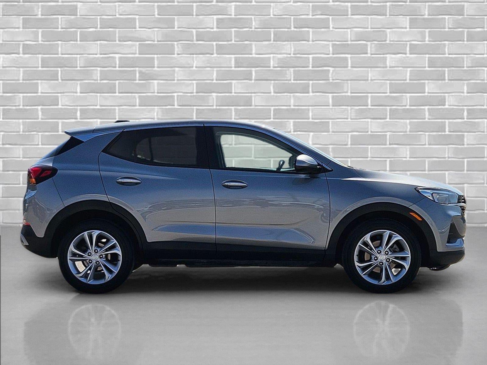 Used 2023 Buick Encore GX Preferred w/ Cold Weather Comfort Package FWD image 2
