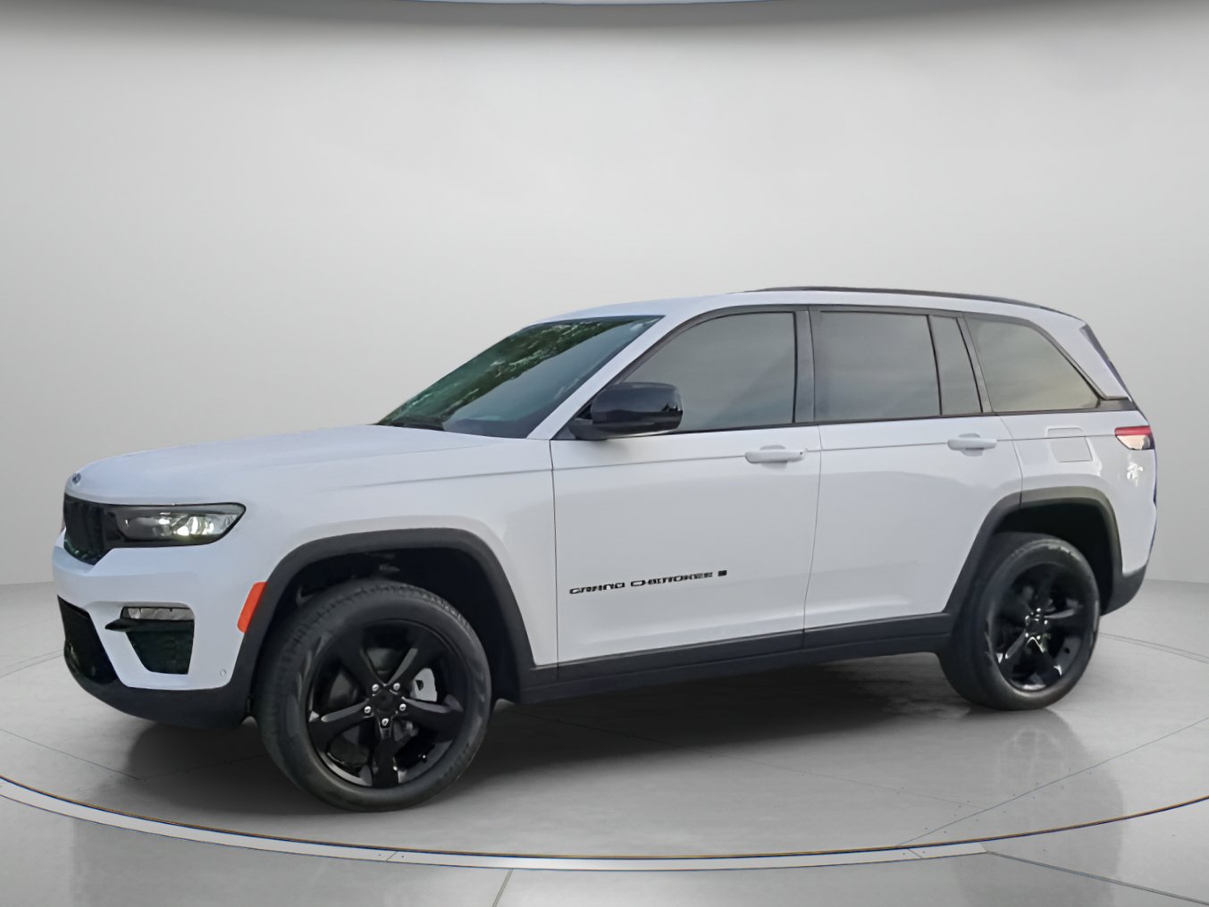 Used 2023 Jeep Grand Cherokee Limited w/ Luxury Tech Group II AWD/4WD image 14
