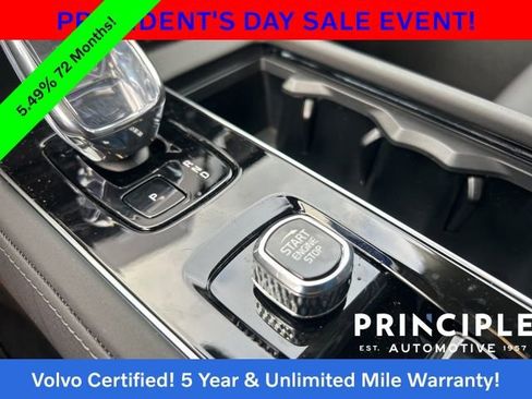 Certified 2025 Volvo XC90 T8 Core image 20