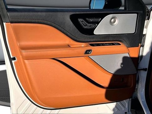 Used 2025 Lincoln Aviator Black Label w/ Black Label Special Edition image 19