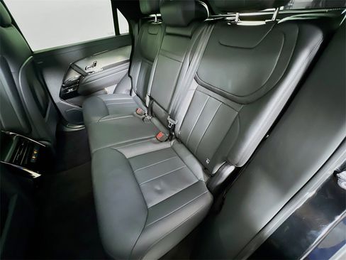 Used 2025 Land Rover Range Rover Sport SE image 26