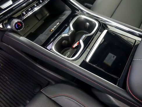 New 2026 Chevrolet Traverse Z71 w/ Driver Confidence Package image 24