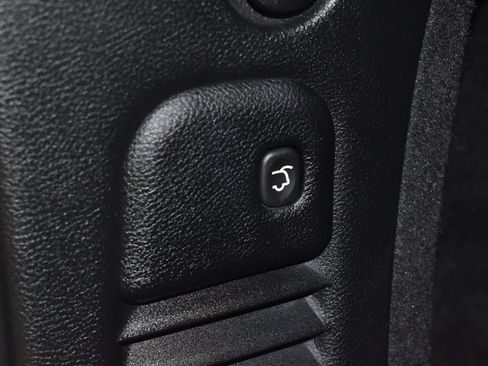 Used 2025 Dodge Durango R/T w/ Blacktop Package AWD/4WD image 15